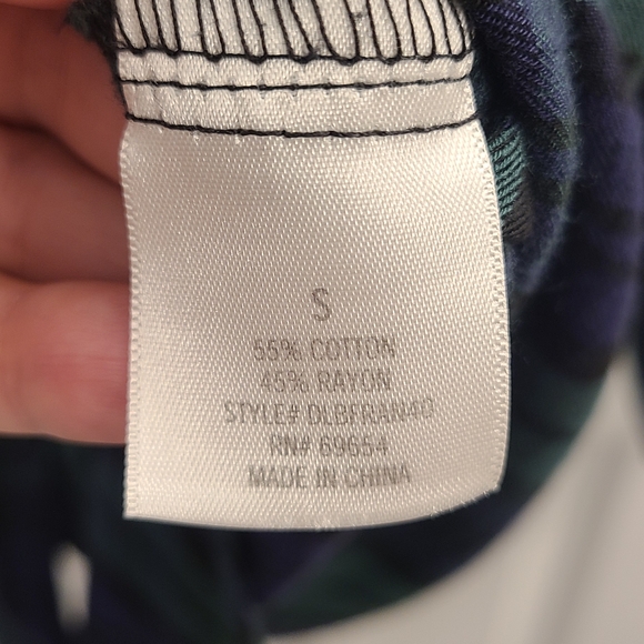 Francesca's Collections Royal Blue and Green Plaid Button Down Shirt - Picture 3 of 6